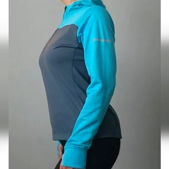 Nike Women's Dri-Fit Half Zip Hooded Thumbhole Running Sweatshirt Pullover! M - Picture 2 of 6